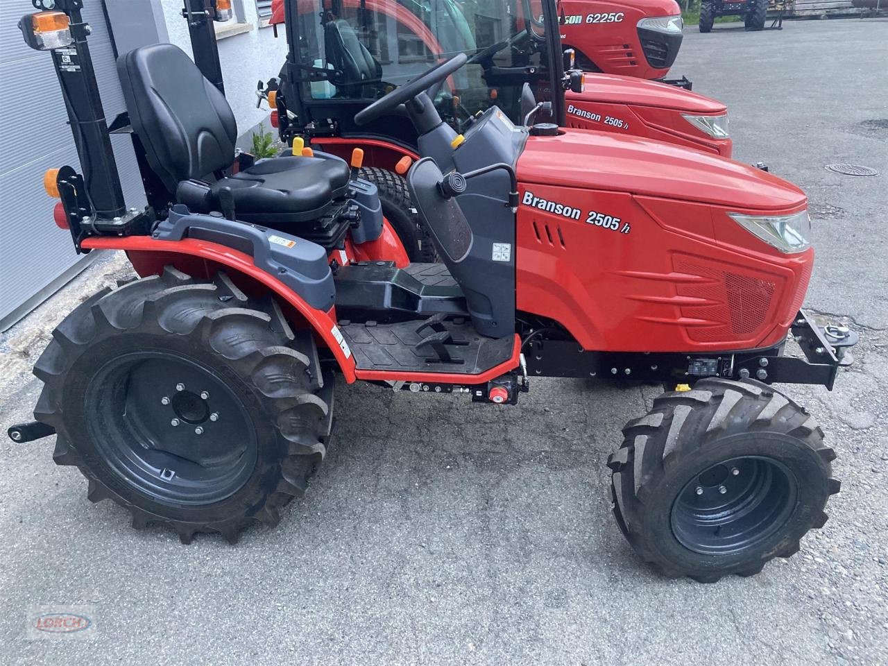 Traktor des Typs Branson 2505 H TYM, Neumaschine in Trochtelfingen (Bild 2)