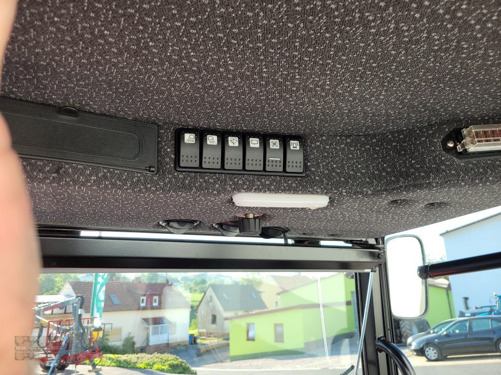 Traktor of the type Branson 2505 H, Neumaschine in Geroda (Picture 8)