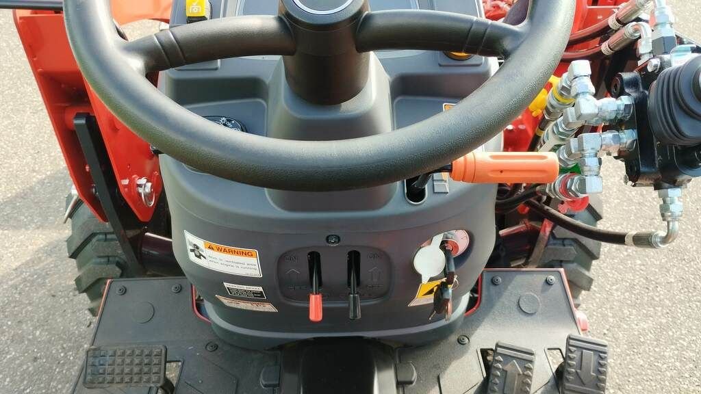 Traktor του τύπου Branson 2505 HST, Neumaschine σε Mijdrecht (Φωτογραφία 11)