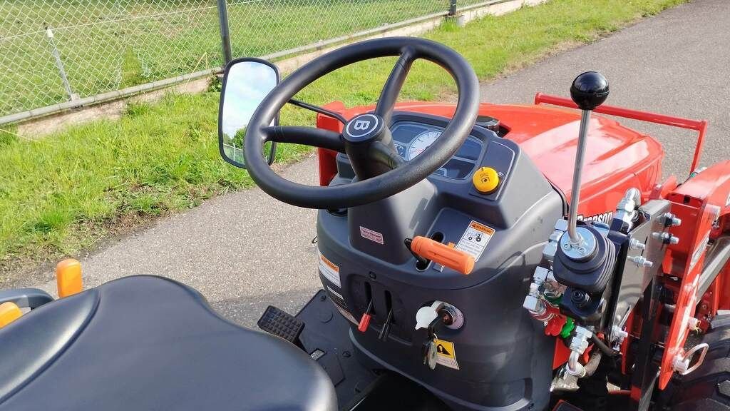 Traktor του τύπου Branson 2505 HST, Neumaschine σε Mijdrecht (Φωτογραφία 5)