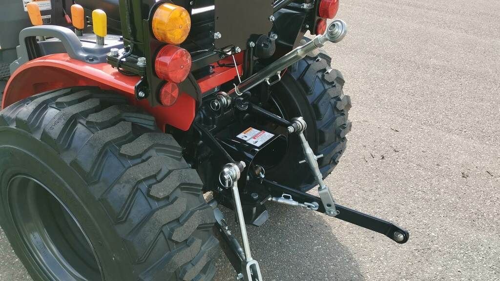 Traktor типа Branson 2505 HST, Neumaschine в Mijdrecht (Фотография 10)