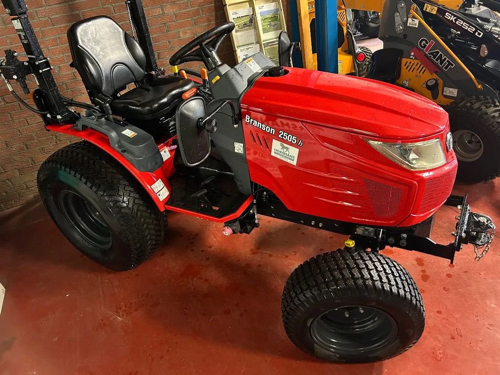 Traktor del tipo Branson 2505h, Gebrauchtmaschine en Klimmen (Imagen 2)