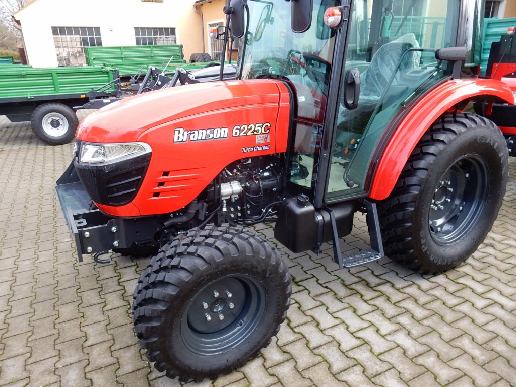 Traktor типа Branson 6225C 58 PS Euro 5 / Kipper, Neumaschine в Langfurth (Фотография 14)