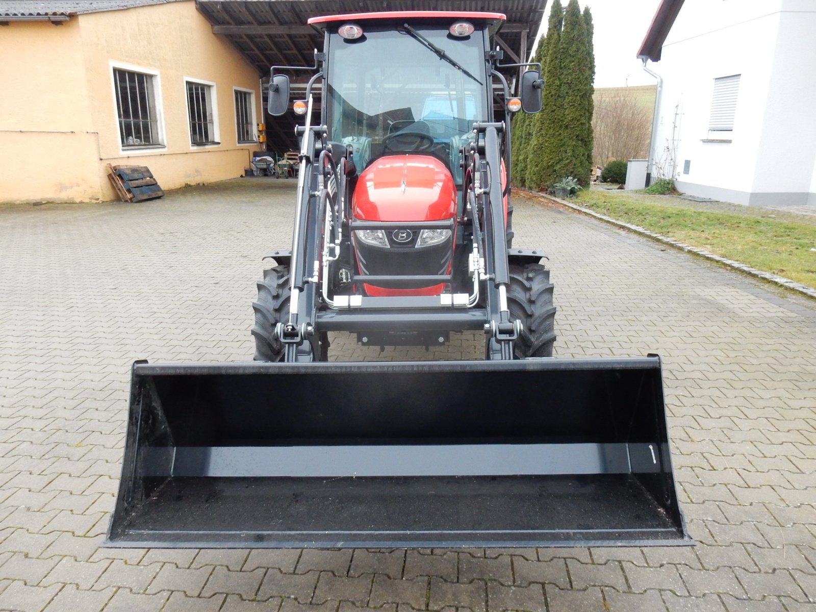 Traktor typu Branson 6225C 58PS Allrad-Kabinenschlepper, Neumaschine v Langfurth (Obrázek 4)