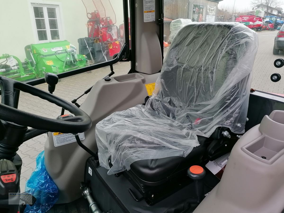 Traktor of the type Branson F50Cn, Neumaschine in Obing (Picture 7)