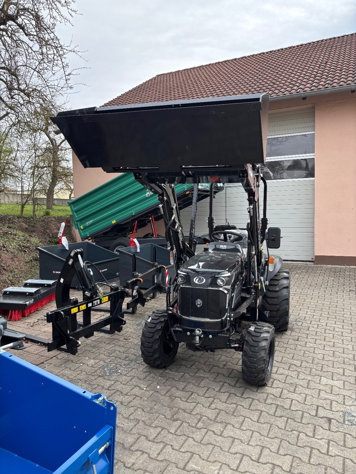 Traktor Türe ait Captain 263 Black, Neumaschine içinde Hagenbüchach (resim 2)