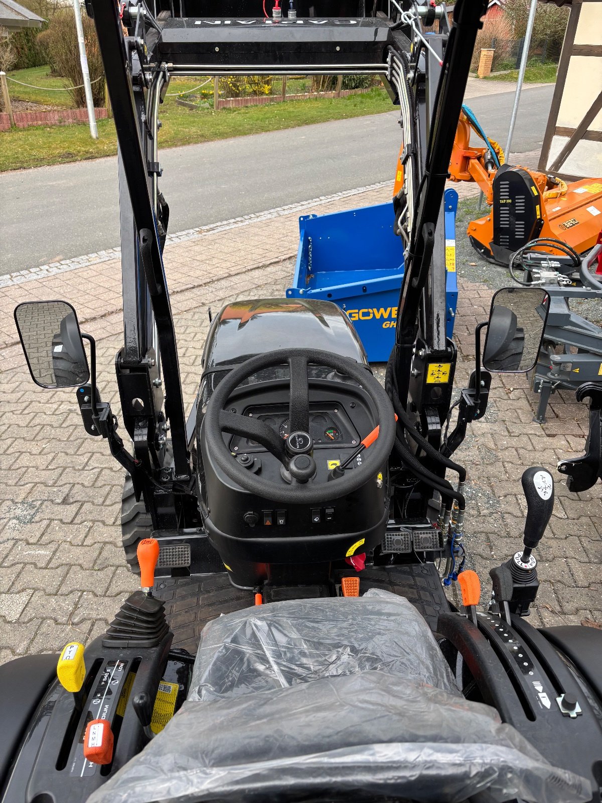 Traktor Türe ait Captain 263 Black, Neumaschine içinde Hagenbüchach (resim 4)