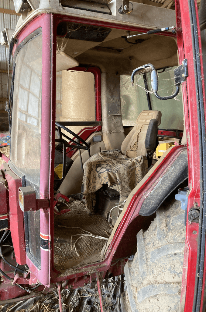 Traktor del tipo Case IH 1055, Gebrauchtmaschine In CINTHEAUX (Immagine 5)