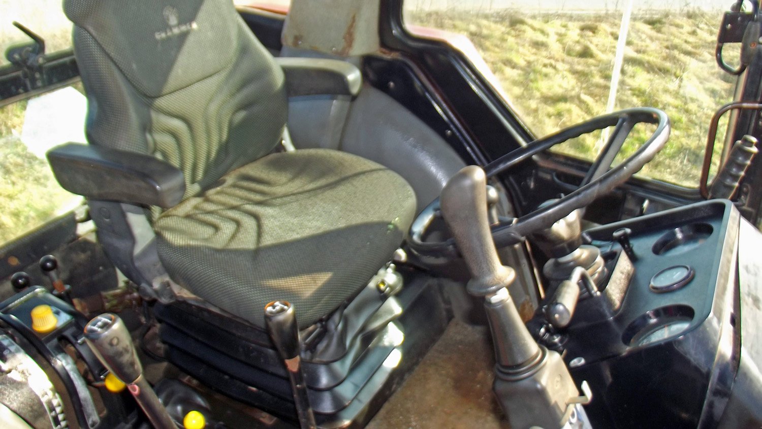 Traktor типа Case IH 1056 Frontlader+Druckluft, Gebrauchtmaschine в Mittelsdorf (Фотография 4)