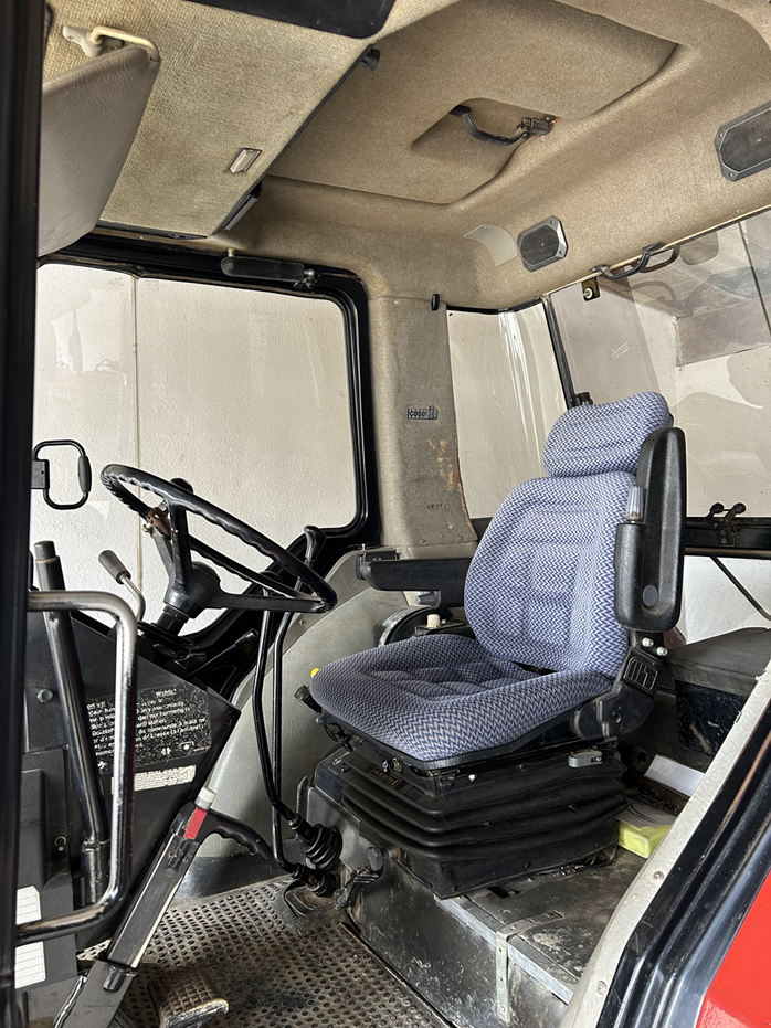 Traktor van het type Case IH 1056 XL, Gebrauchtmaschine in Bretzenheim (Foto 4)