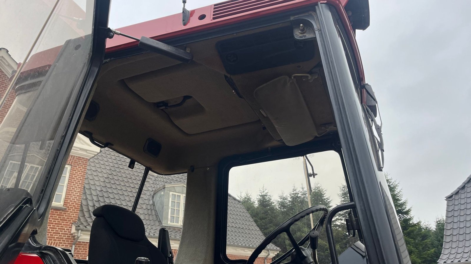 Traktor des Typs Case IH 1455 XLA, Gebrauchtmaschine in Brønderslev (Bild 6)