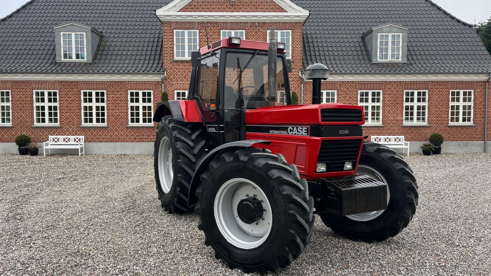 Traktor des Typs Case IH 1455 XLA, Gebrauchtmaschine in Brønderslev (Bild 1)