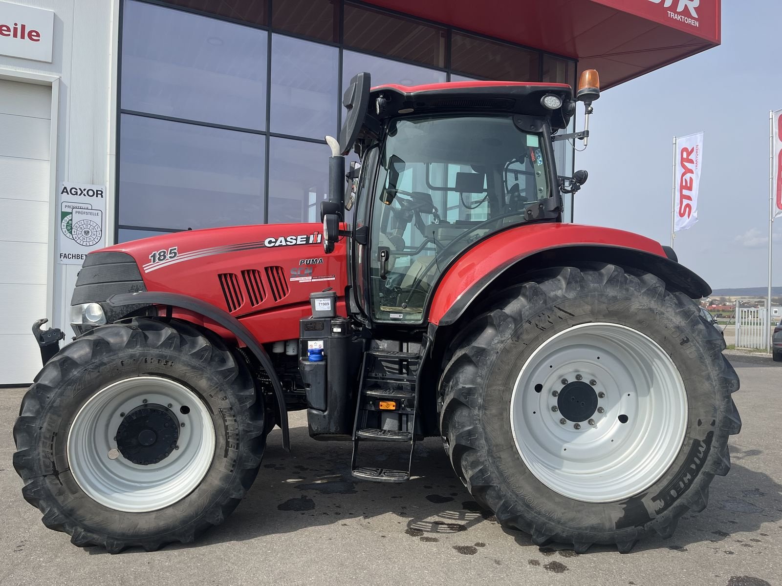 Traktor Türe ait Case IH 185 Puma LWB FPS, Gebrauchtmaschine içinde Harmannsdorf (resim 9)