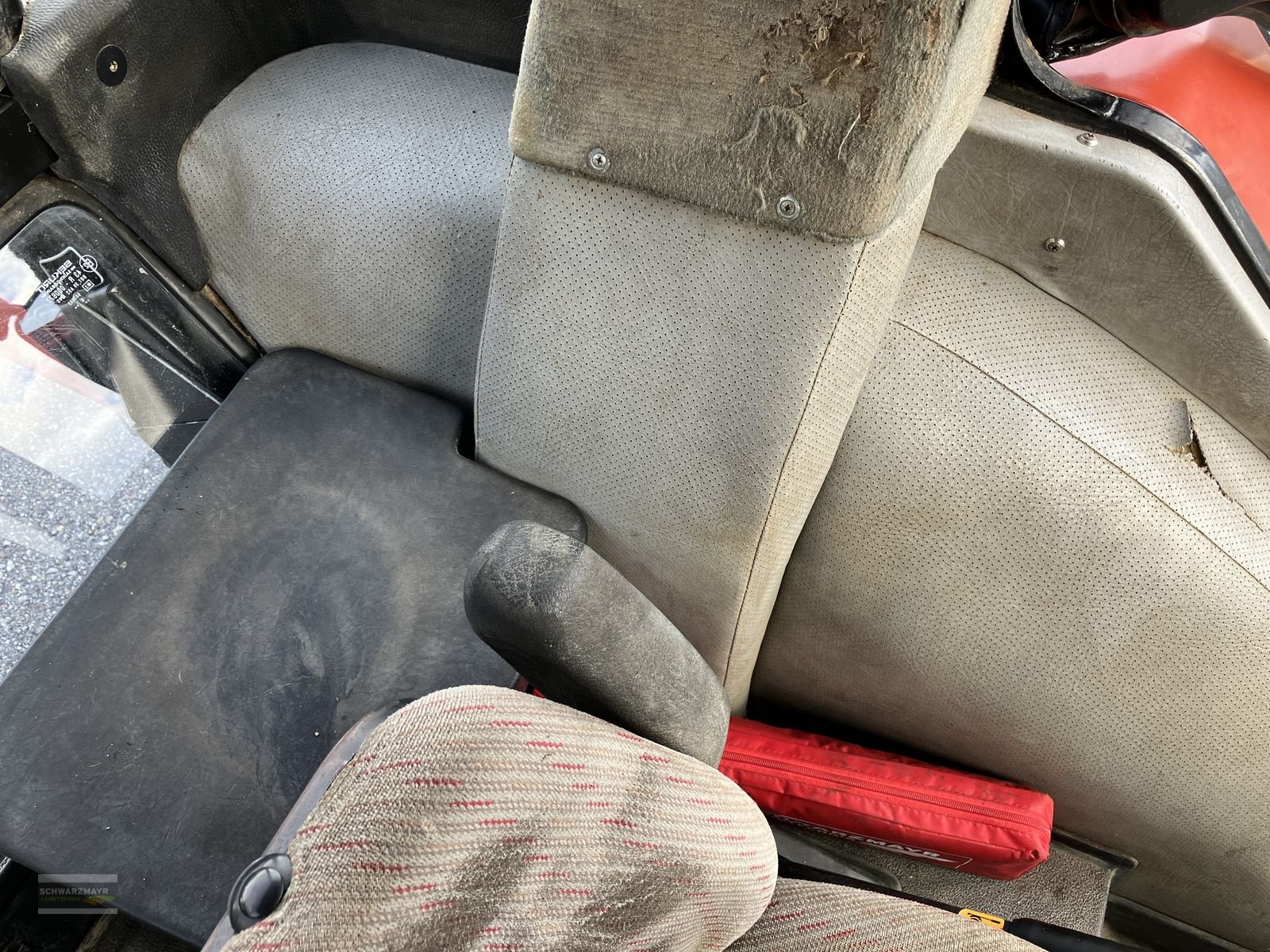 Traktor des Typs Case IH 4230 XL A, Gebrauchtmaschine in Gampern (Bild 20)