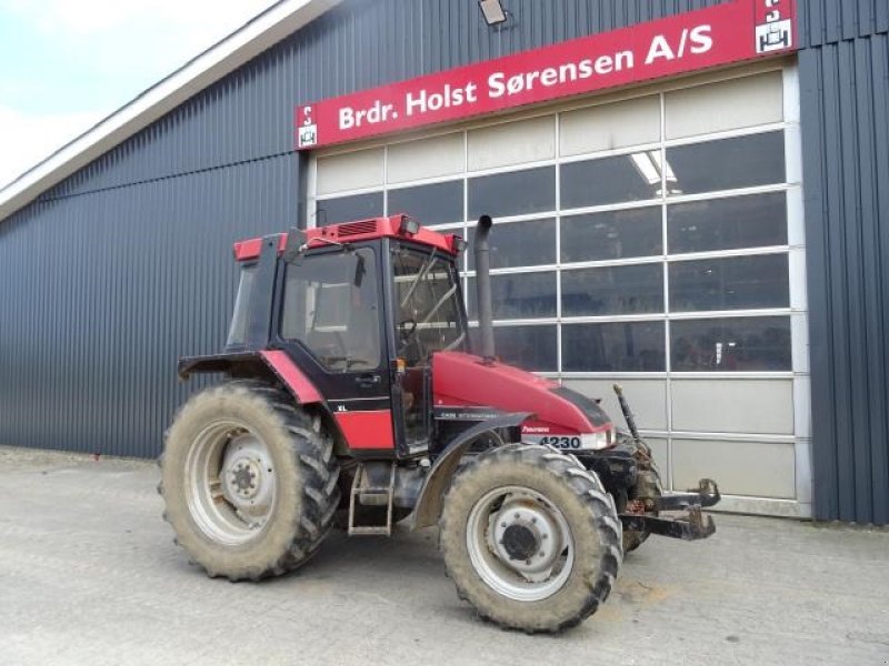 Traktor of the type Case IH 4230, Gebrauchtmaschine in Ribe (Picture 1)