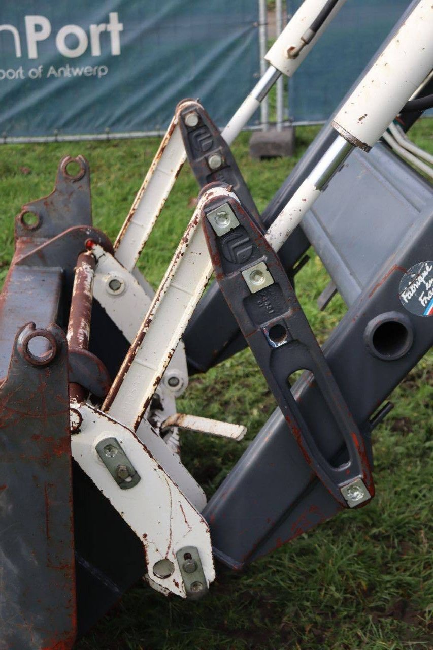 Traktor typu Case IH 4230LA, Gebrauchtmaschine v Antwerpen (Obrázek 11)