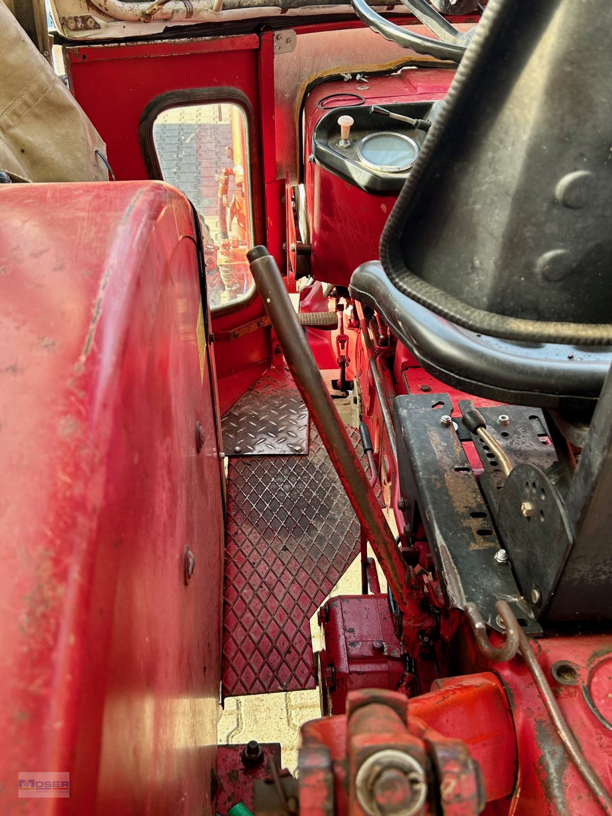 Traktor des Typs Case IH 433, Gebrauchtmaschine in Massing (Bild 9)