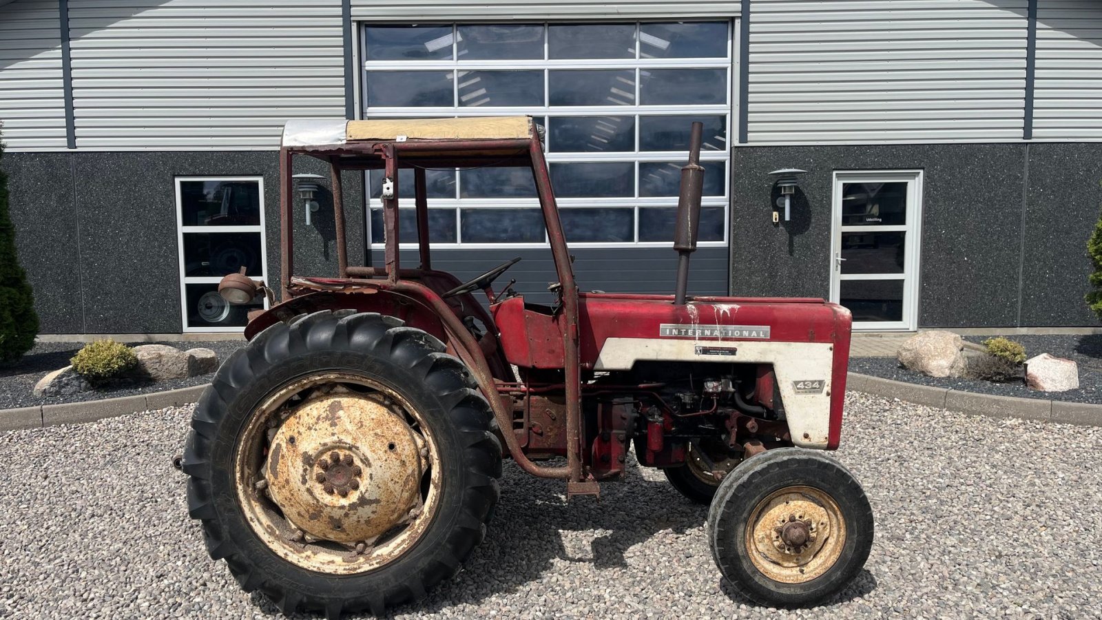 Traktor typu Case IH 434, Gebrauchtmaschine v Lintrup (Obrázek 7)