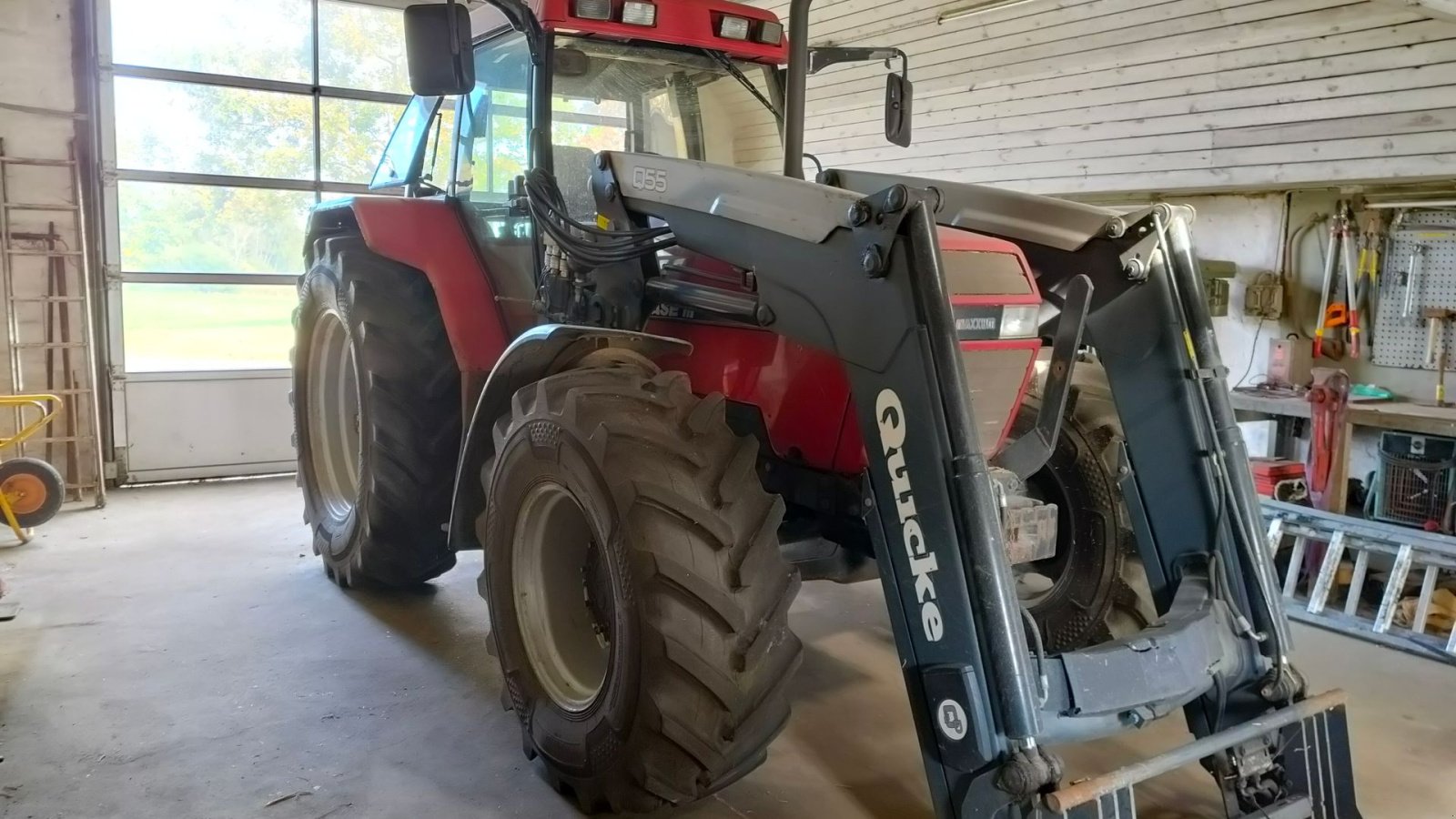 Traktor des Typs Case IH 5130 Maxxum Med frontlæsser, siloskovl, balletang & ballespyd, Gebrauchtmaschine in Egtved (Bild 4)