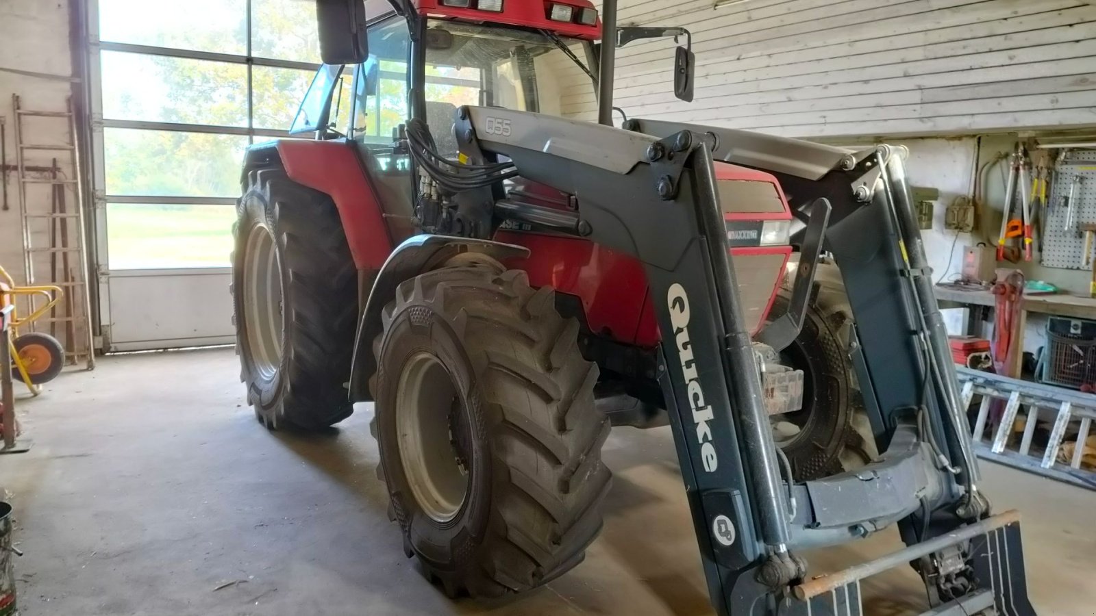 Traktor des Typs Case IH 5130 Maxxum Med frontlæsser, siloskovl, balletang & ballespyd, Gebrauchtmaschine in Egtved (Bild 3)
