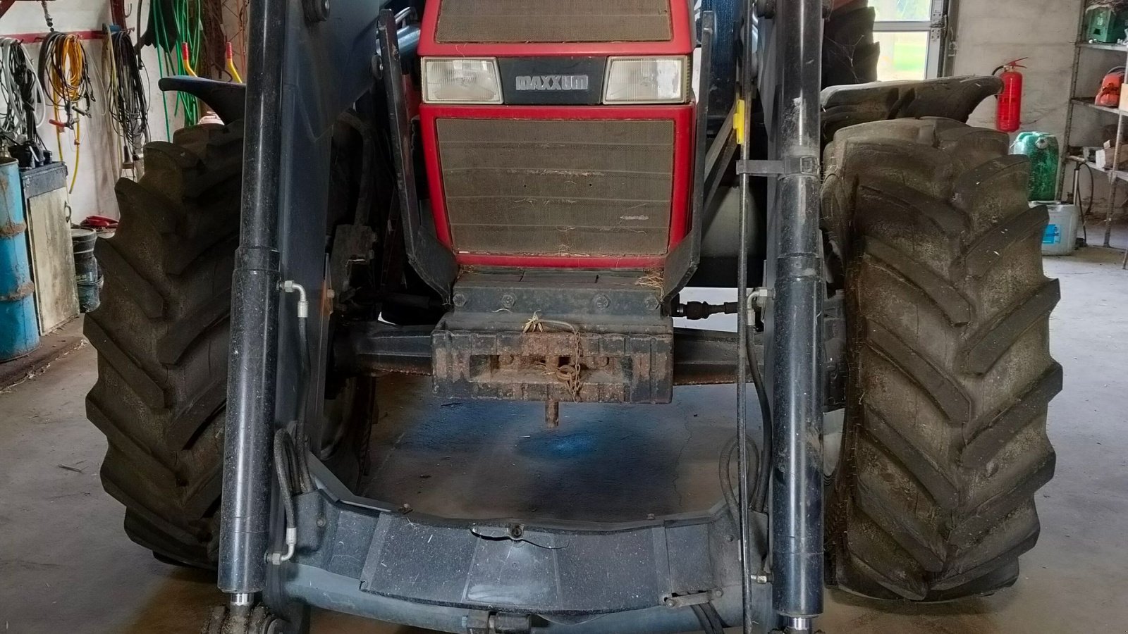 Traktor des Typs Case IH 5130 Maxxum Med frontlæsser, siloskovl, balletang & ballespyd, Gebrauchtmaschine in Egtved (Bild 8)