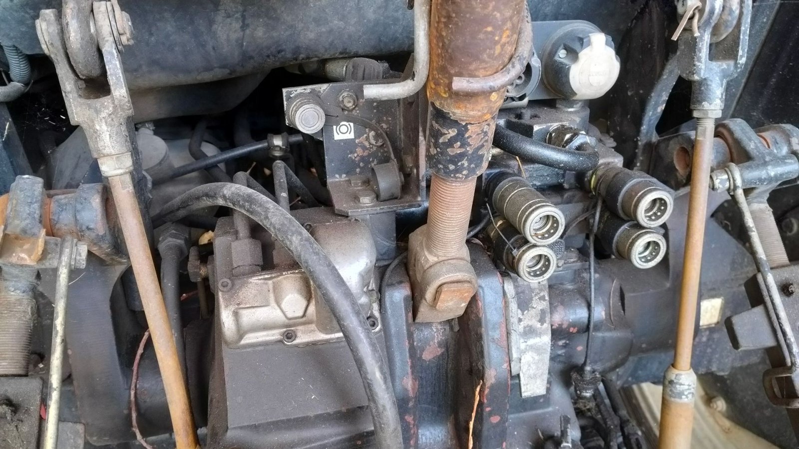 Traktor des Typs Case IH 5130 Maxxum Med frontlæsser, siloskovl, balletang & ballespyd, Gebrauchtmaschine in Egtved (Bild 13)