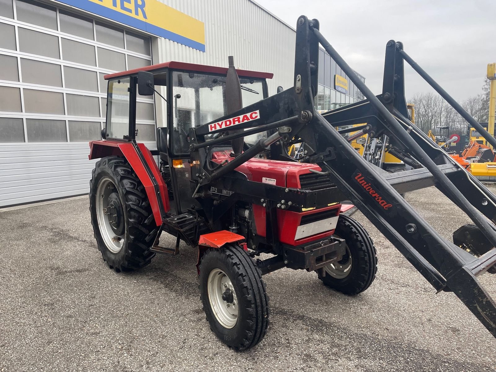 Traktor типа Case IH 533, Gebrauchtmaschine в Burgkirchen (Фотография 4)
