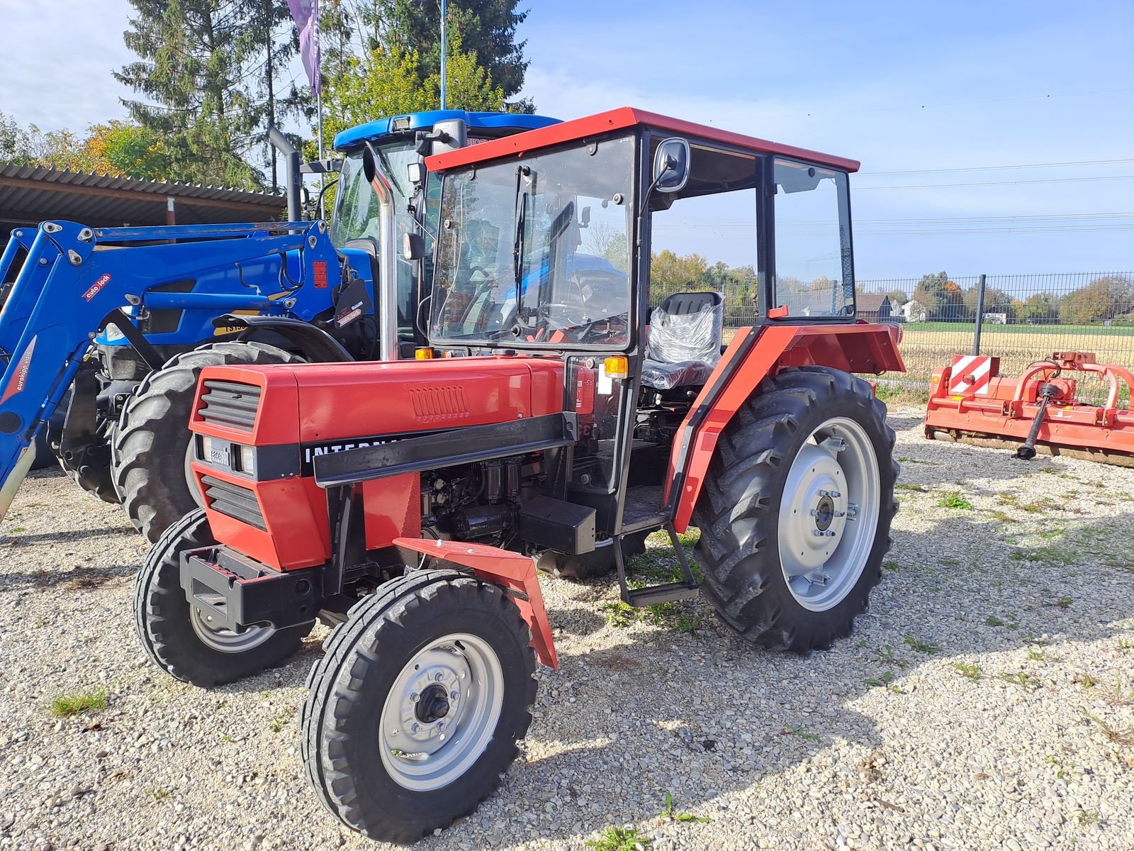 Traktor of the type Case IH 533, Gebrauchtmaschine in Burgkirchen (Picture 8)