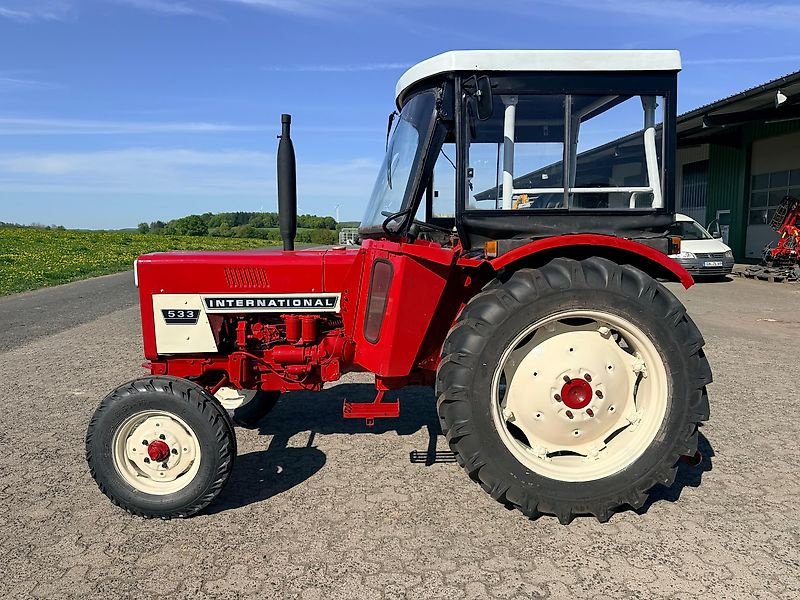 Traktor du type Case IH 533, Gebrauchtmaschine en Steinau  (Photo 2)