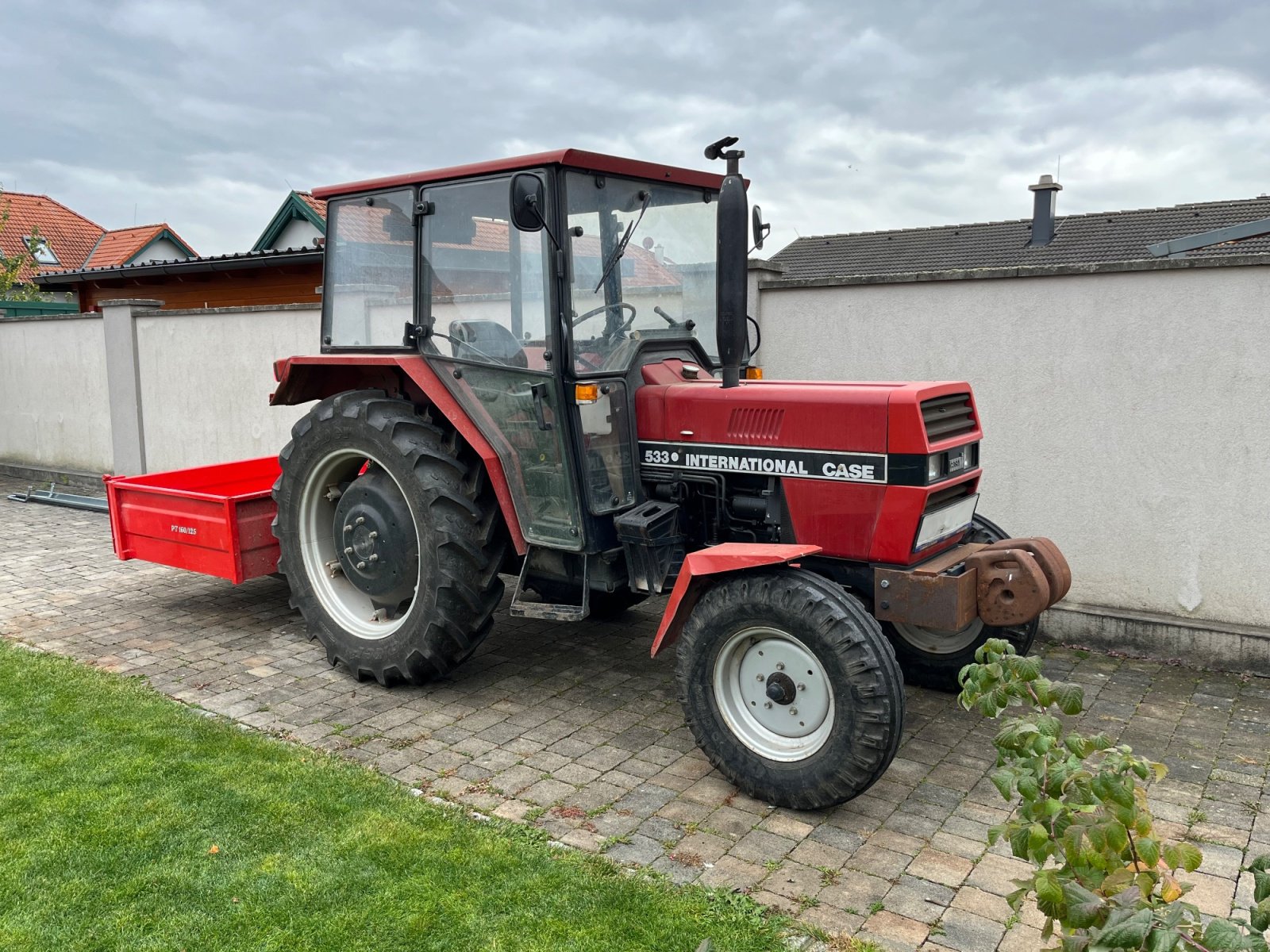 Traktor of the type Case IH 533, Gebrauchtmaschine in Großkrut (Picture 3)