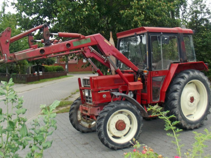 Traktor типа Case IH 633 Frontlader+Allrad+Kabine, Gebrauchtmaschine в Kutenholz (Фотография 1)