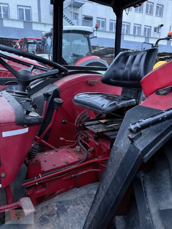 Traktor des Typs Case IH 633, Gebrauchtmaschine in Remchingen (Bild 3)