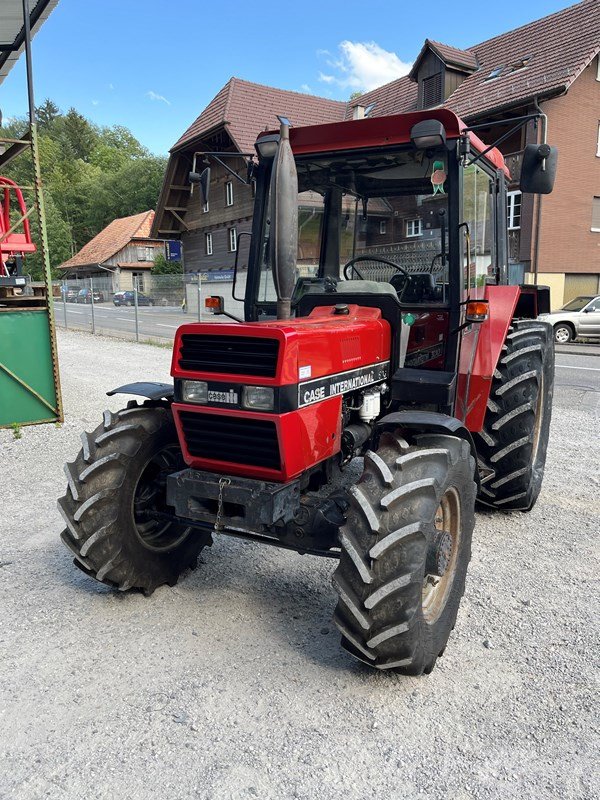 Traktor des Typs Case IH 633, Gebrauchtmaschine in Helgisried (Bild 1)