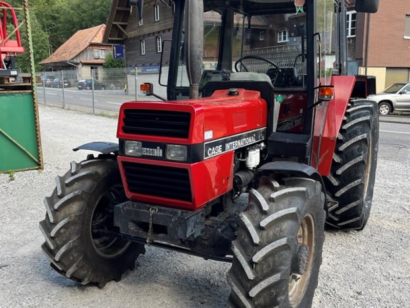 Traktor of the type Case IH 633, Gebrauchtmaschine in Helgisried (Picture 1)