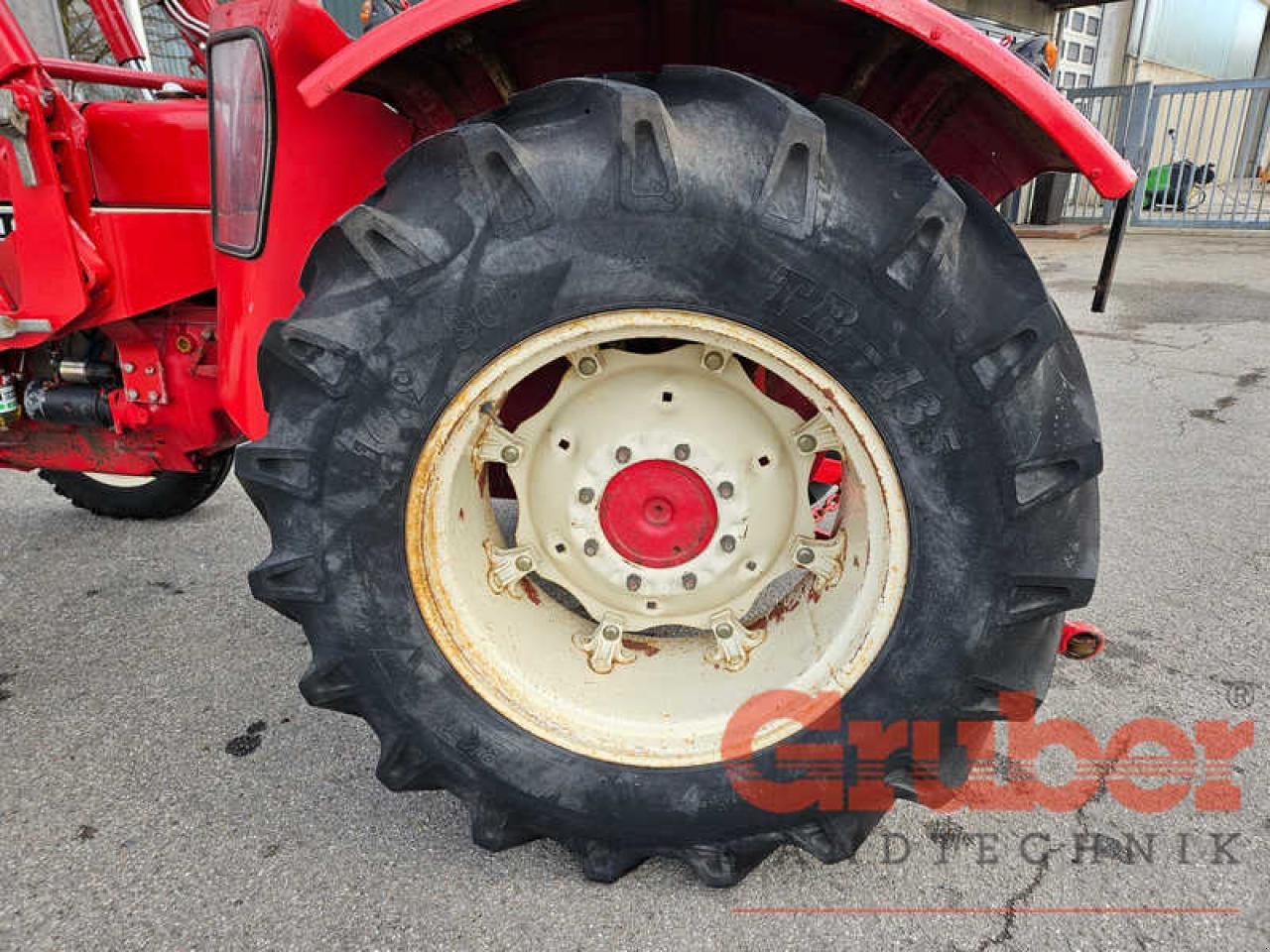 Traktor типа Case IH 654, Gebrauchtmaschine в Ampfing (Фотография 13)