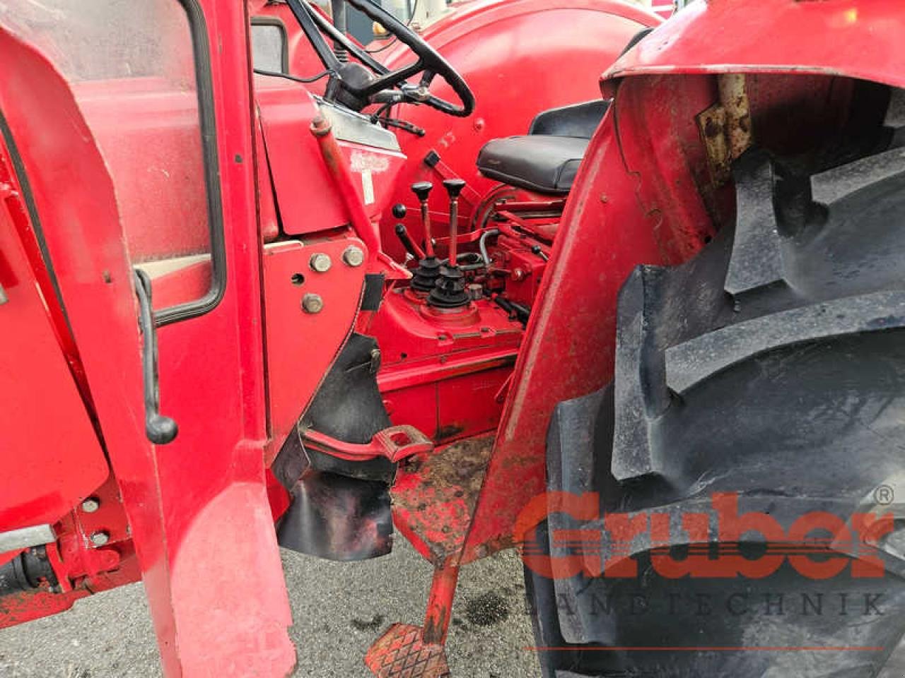 Traktor типа Case IH 654, Gebrauchtmaschine в Ampfing (Фотография 14)