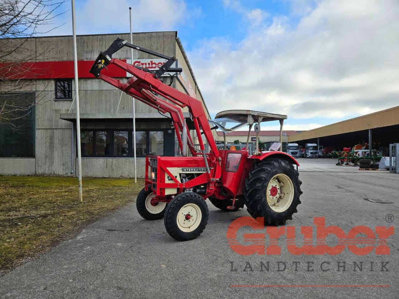 Traktor типа Case IH 654, Gebrauchtmaschine в Ampfing (Фотография 18)