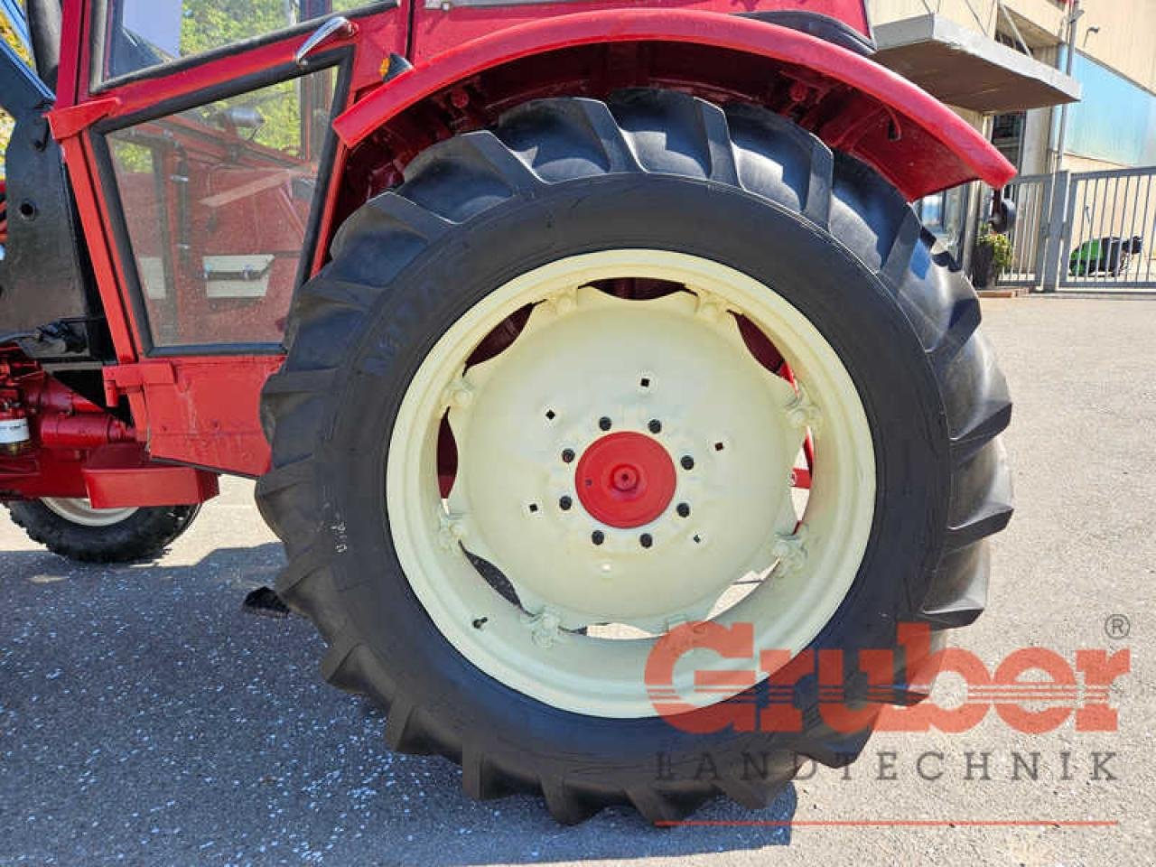 Traktor del tipo Case IH 654, Gebrauchtmaschine en Ampfing (Imagen 13)