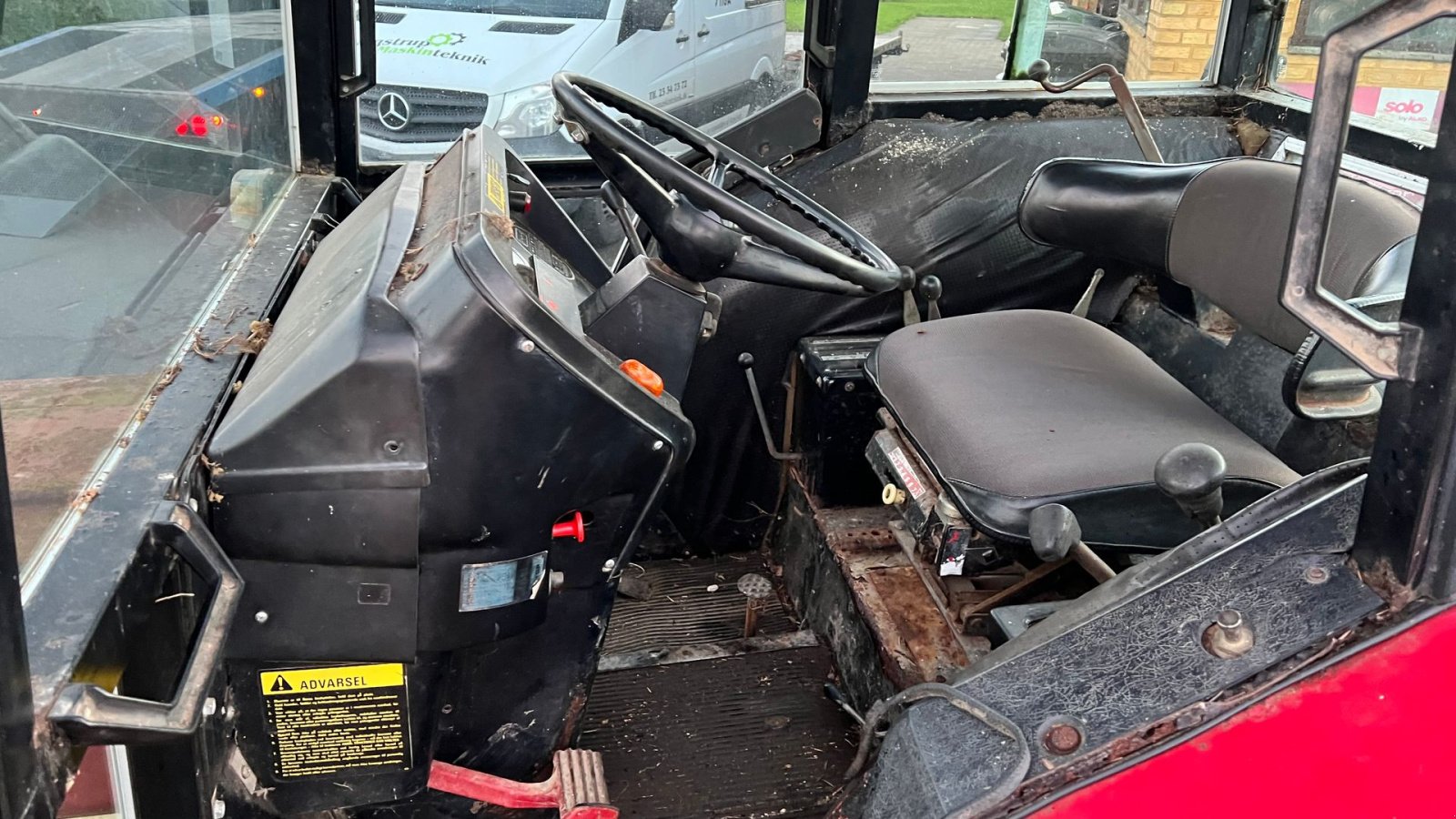 Traktor типа Case IH 684, Gebrauchtmaschine в Løkken (Фотография 5)