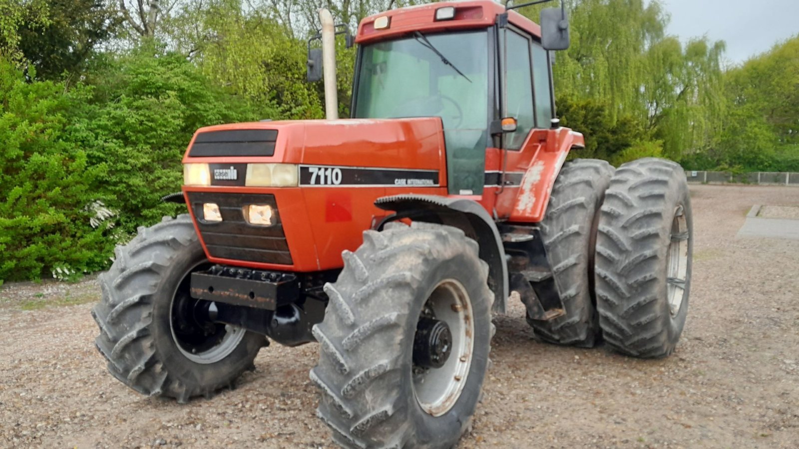 Traktor tipa Case IH 7110 med tvillinghjul Magnum, Gebrauchtmaschine u Skive (Slika 1)