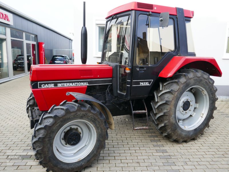 Traktor typu Case IH 743 XLA im sehr gepflegtem Original Zustand. Auch mit Stoll Ind-Frontlader., Gebrauchtmaschine v Langenzenn (Obrázek 1)