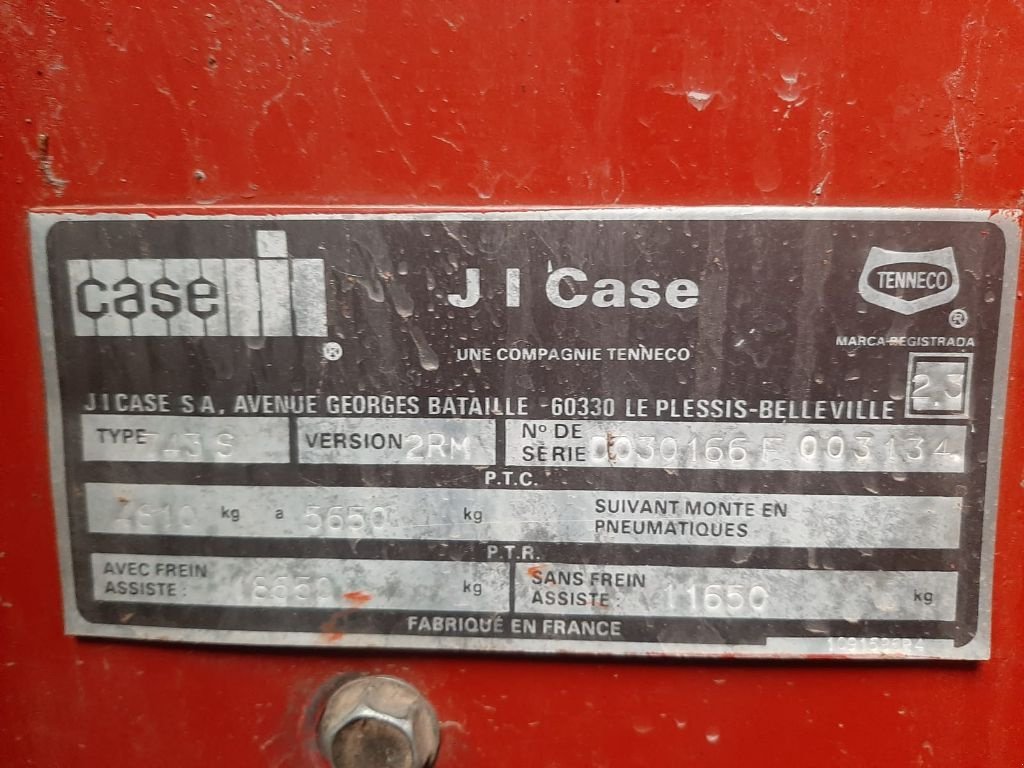 Traktor типа Case IH 743, Gebrauchtmaschine в SAINT HILAIRE EN MORVAN (Фотография 4)