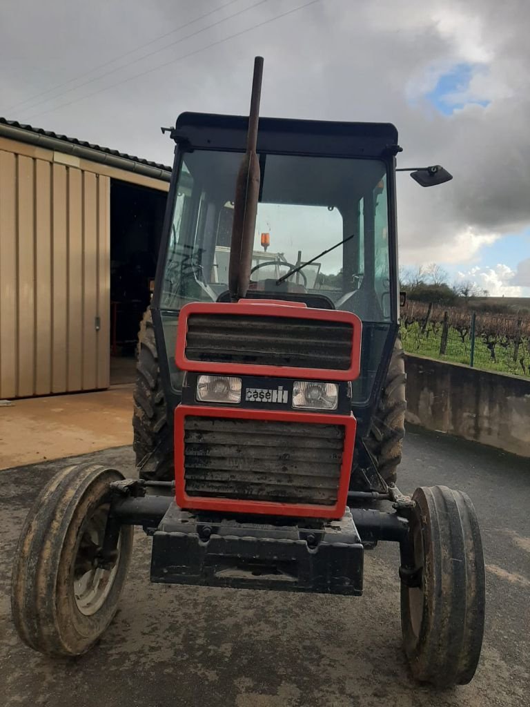 Traktor типа Case IH 743, Gebrauchtmaschine в SAINT HILAIRE EN MORVAN (Фотография 5)