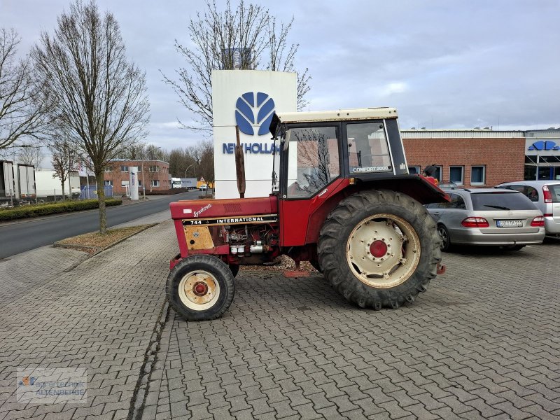 Traktor типа Case IH 744, Gebrauchtmaschine в Altenberge