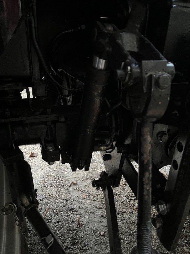 Traktor типа Case IH 833, Gebrauchtmaschine в Helgisried (Фотография 7)