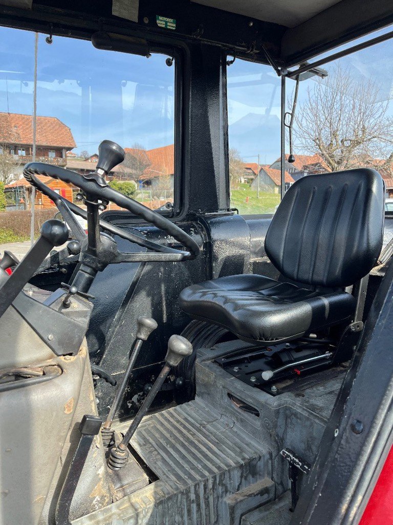 Traktor типа Case IH 833, Gebrauchtmaschine в Helgisried (Фотография 5)