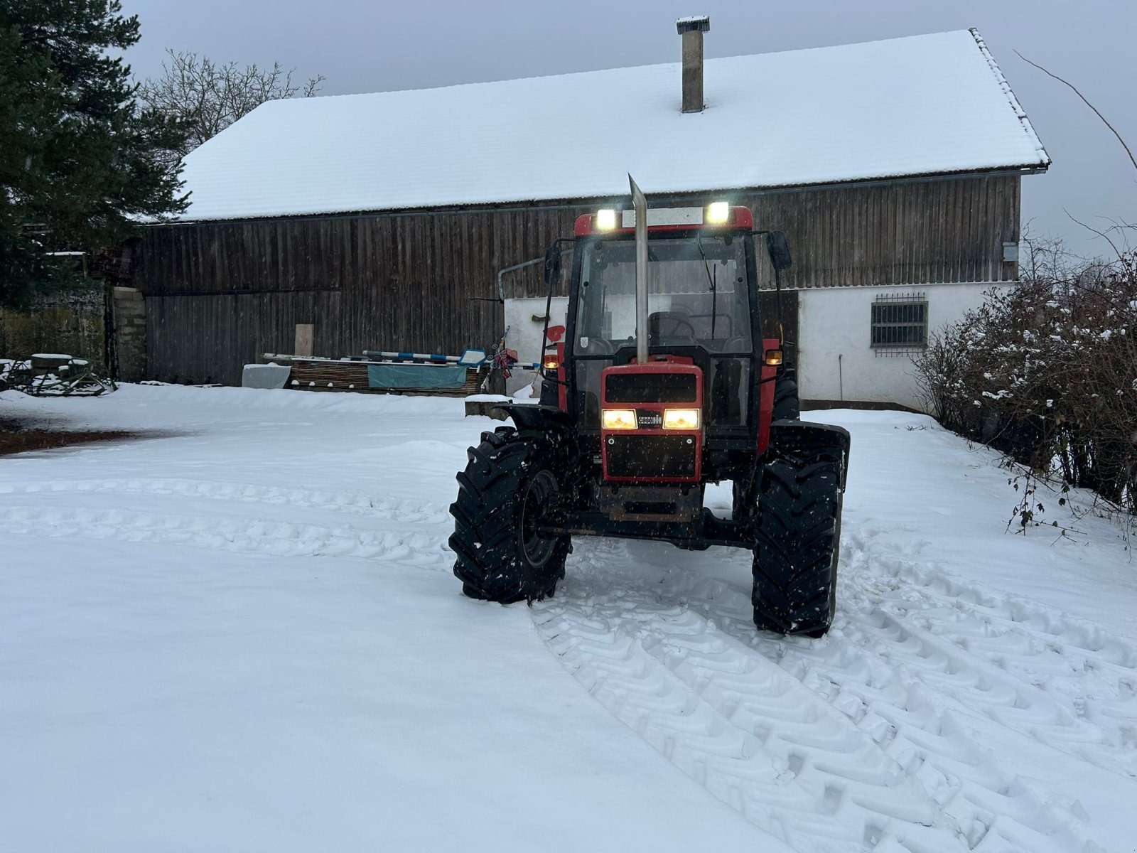 Traktor typu Case IH 840 A, Gebrauchtmaschine w Pemfling (Zdjęcie 2)
