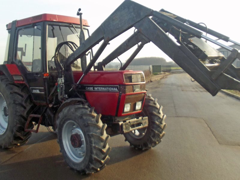 Traktor типа Case IH 844+ Frontlader, Gebrauchtmaschine в Kutenholz (Фотография 1)