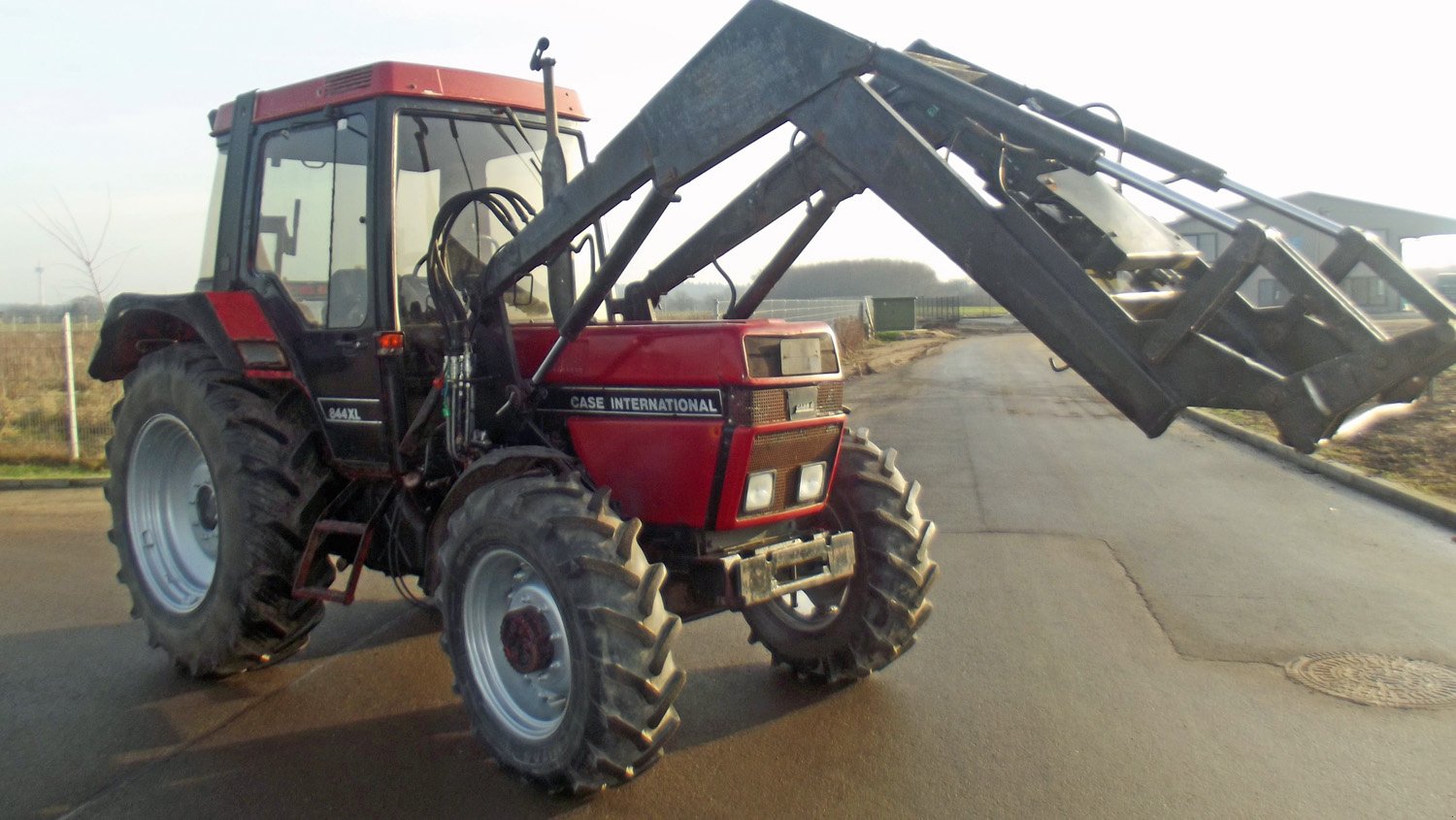 Traktor от тип Case IH 844+ Frontlader, Gebrauchtmaschine в Mittelsdorf (Снимка 2)