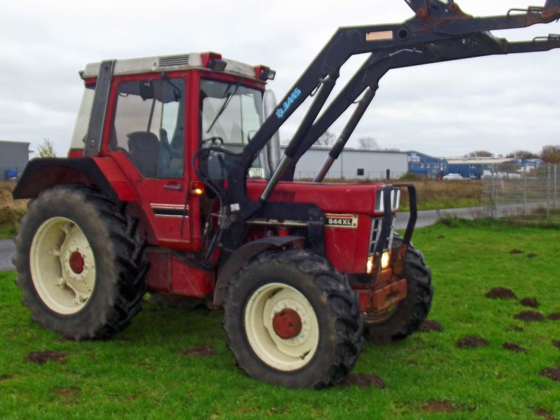 Traktor a típus Case IH 844+ Frontlader, Gebrauchtmaschine ekkor: Kutenholz (Kép 1)